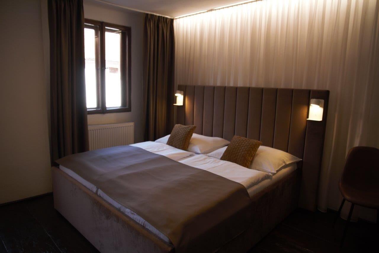 Hotel Svambersky Dum เชสกี้ครุมลอฟ ภายนอก รูปภาพ